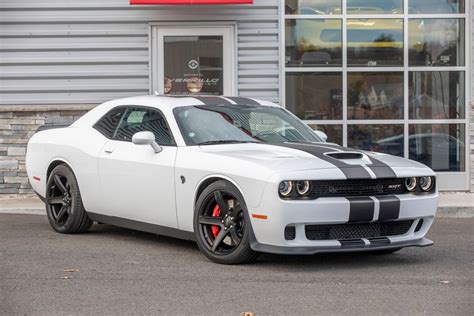 2017 Dodge Challenger American Muscle Carz