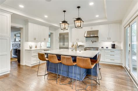 Since 1952, reico kitchen & bath has been serving customers in a manner that has made us the industry leader. Blue and White Kitchen Design, Arlington, VA ...