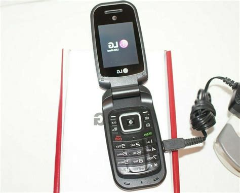 Brand New Lg B470 Black Atandt Flip Phone