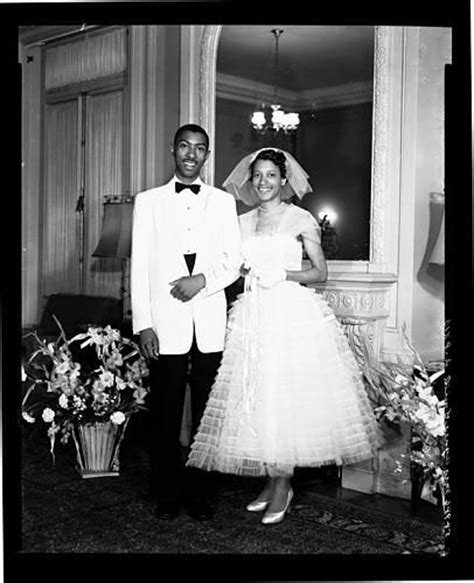 24 Charming Black And White Photos Of African American Weddings In The