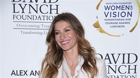 What Is Gisele Bundchens Net Worth She Makes More Than Tom Brady And It