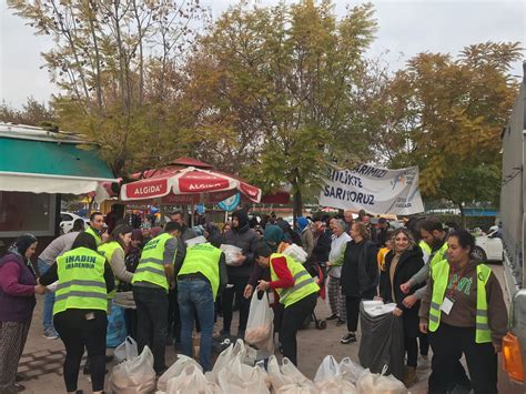 Burcu Ünlü on Twitter Yeşilyurt Spor parkında bulunan dostlarımıza