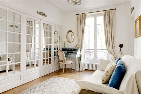 Small But Beautiful And Vintage Paris Apartment White French Living