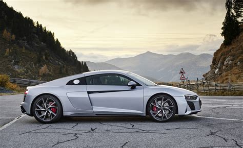 Audi R8 Sport Audi Sport Edition R8 Colorfully Introduces New