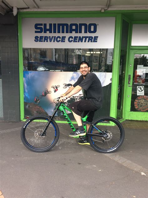 In this video i run you through some basic bike mechanics for beginners. Three questions for your bike mechanic: Sergio Ibanez ...