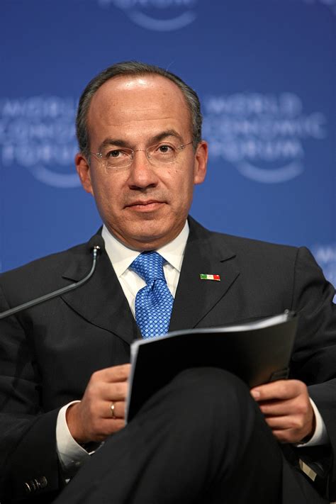 El expresidente mexicano felipe calderón anunció a través de su cuenta en twitter que se infectó con coronavirus y experimenta síntomas leves. Felipe Calderón - Wikipedia