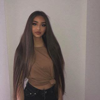 Dzana dzzyzzle Photos et vidéos Instagram Long hair styles