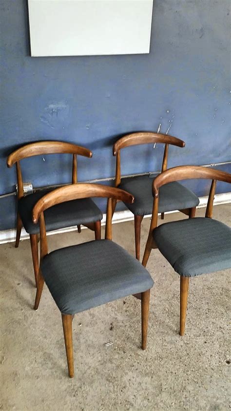 Vintage Ground Set Of Four Mid Century Danish Modern Dining Chairs