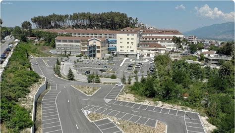 Απο το νεο εμβολιαστικο κεντρο ξεκινησε η ολιγοωρη επισκεψη του κυρ. Εν μέσω πανδημίας αφήνουν απλήρωτους υγειονομικούς KAI ...