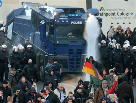 New Years Eve Assaults Spark Anti Immigrant Protests In Cologne Germany