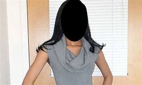 Us Teacher Banned For Wearing Inappropriate Dress Daily Mail Online