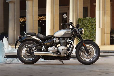 2022 Triumph Bonneville Gold Line Editions First Look Review Rider