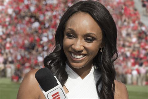 She covers college football, college volleyball, nba, nfl, and col. Maria Taylor: Reporting live - Georgia Magazine