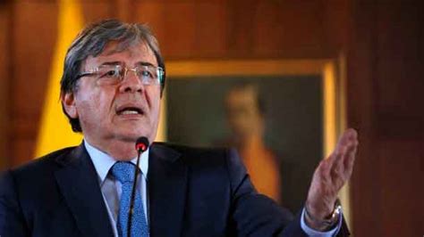 Quiero compartirles a todos ustedes una decisión que tomado el día de. Canciller de Colombia insiste en que recursos no son ...