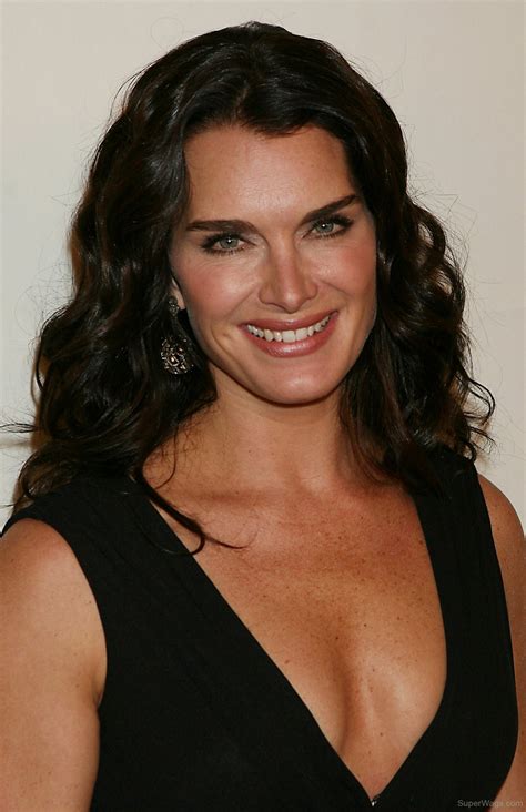 Brooke Shields Long Hair Style Super Wags Hottest Wives And