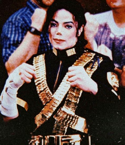 Michael Jackson As Michael Jackson In The Rocky Show Holding Up His