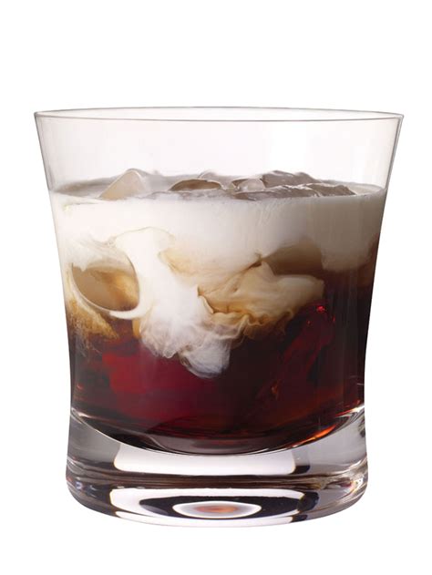 prin bucatarie cocktail white russian