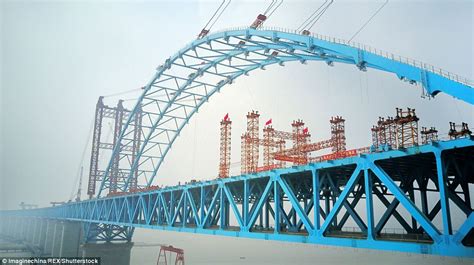 Time Lapse Video Of The Worlds Longest Steel Arch Bridge Daily Mail