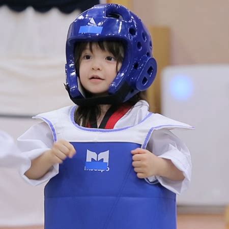 코스프레 반티, 도복 반티, 폴리스 반티, 스포츠 반티, 맨투맨, 후드반티 모두 모두 다 있어요~ 반티, 단체티는 반티고고로 고고씽! '슈돌' 나은, 태권도복 입고 두 주먹 불끈 '앙증'