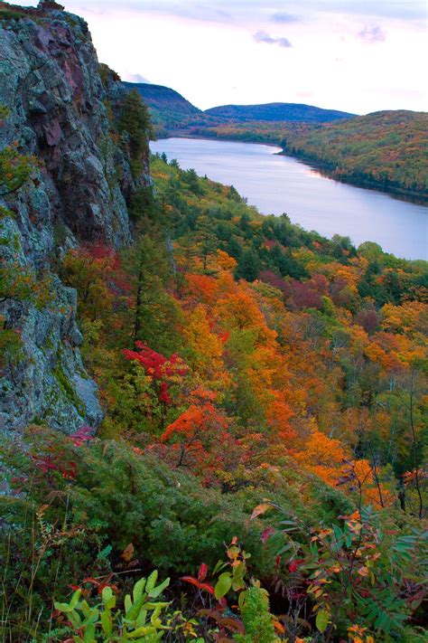 Amazing Places That I Love Lake Of The Clouds Porcupine Mountains