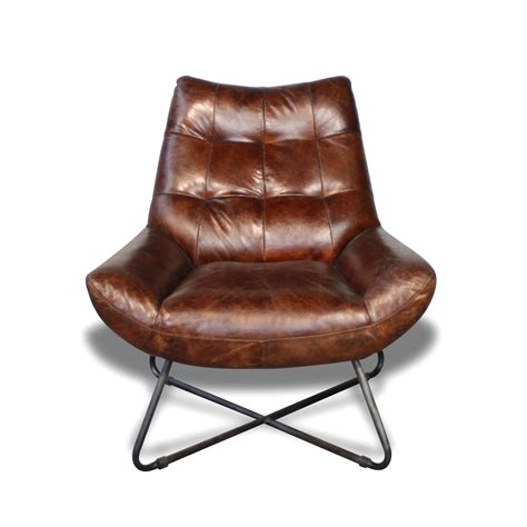 fauteuil vintage en cuir brun vieilli design seventies pieds en métal
