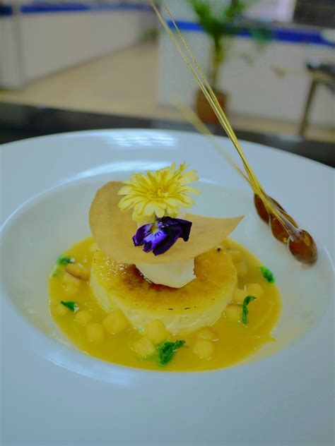 Fine dining gallery at atmosphere resort in the philippines. crustz!: Onto Something More Recent LOL! Dessert Plating =)