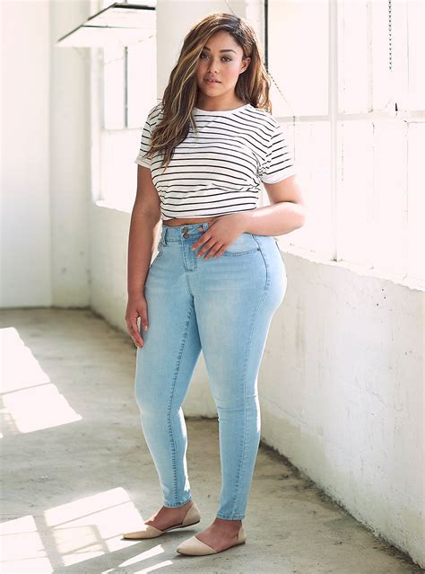 Plus Size Curvy Girls In High Waisted Jeans Plus Size Jeans