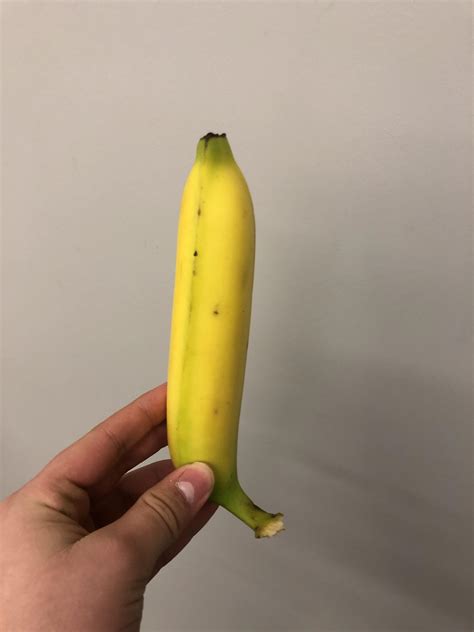 This Straight Banana Mildlyinteresting