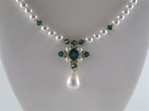 Tudor Elizabethan Renaissance Pearl Emerald By Tresorsdeperles Fancy