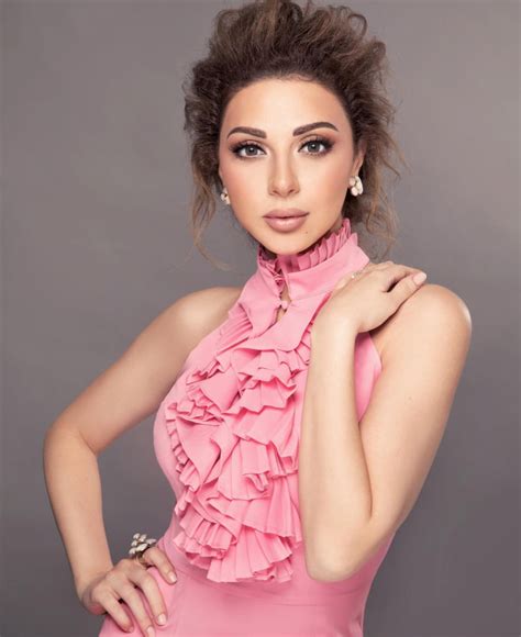 اعلنت الفنانة جومانا مراد عن وفاة ابنتها ونشرت صورة لها عبر موقع التواصل الاجتماعى وعلقت جومانا مراد قائلة ' الحمدلله على كل حال. احدث صور ميريام فارس , شاهد اروع الصور للفنانه مريام فارس ...