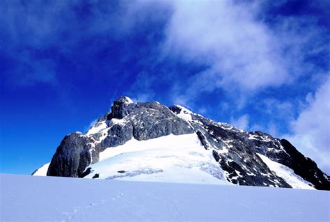 They are the third highest mountains on the african continent. African Safari Destinations: Luxury Bespoke Travel