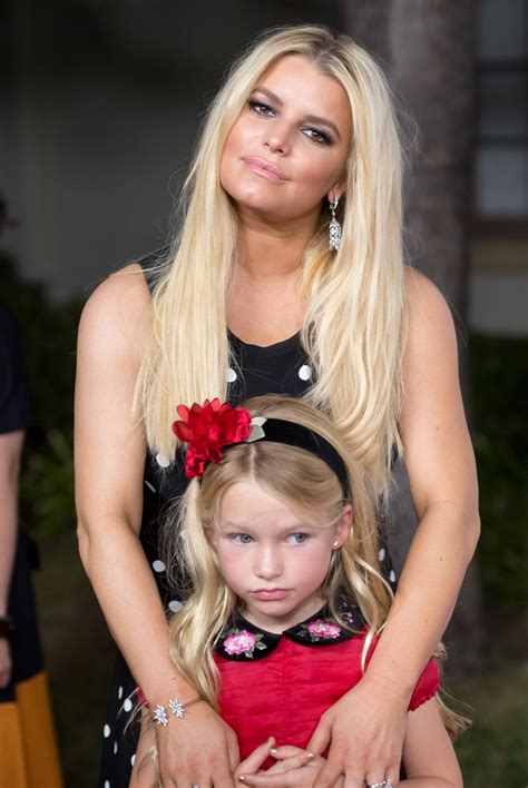 Jessica Simpson Is Being Mommy Shamed For Dyeing Her 7 Year Olds Hair