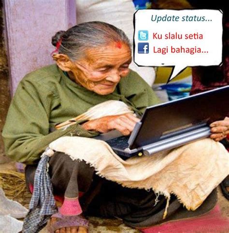 Mungkin hiu tersebut sudah jinak. Gambar Lucu Nenek Gaul Main Laptop | funny pictures ...