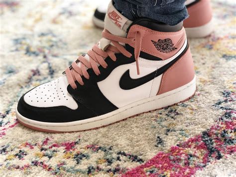 There were whisperings that travis scott — the rapper that some give credit to for the resurgence of the nike sb dunk low — might be receiving his own dunk shoe. Travis Scott Jordan 1 Pink Laces - Artist and world artist news