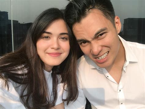 Sebetulnya vebby tak mau umbar kabar ini. Banjir Ucapan Selamat, Baim Wong Gelar Acara Lamaran? - News & Entertainment Fimela.com