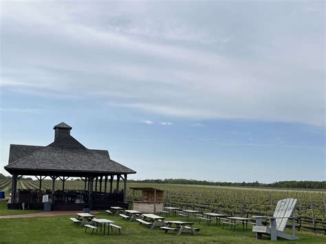 The 11 Best Long Island Wineries 2023 The Infatuation