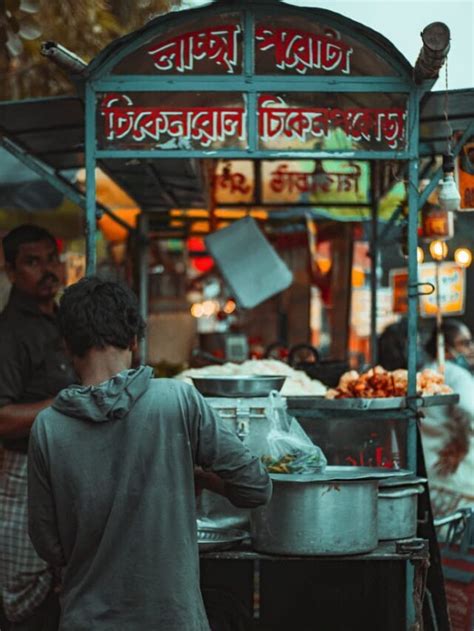 9 Street Foods You Must Try In Kolkata Swarnab Dutta