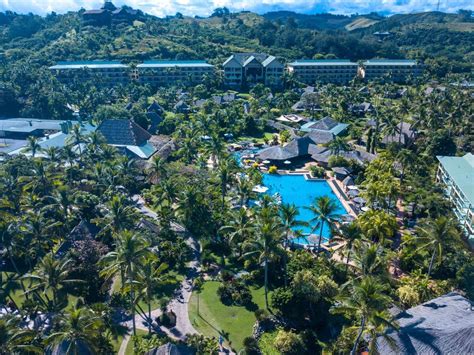 Outrigger Fiji Beach Resort In The Coral Coast
