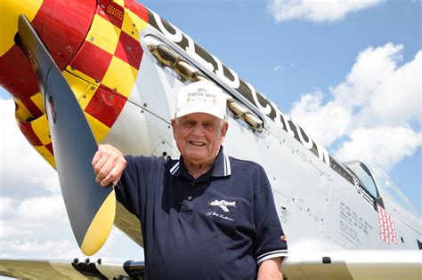 Bud Anderson Salute P 51 Reunion At Eaa Airventure Oshkosh 2019