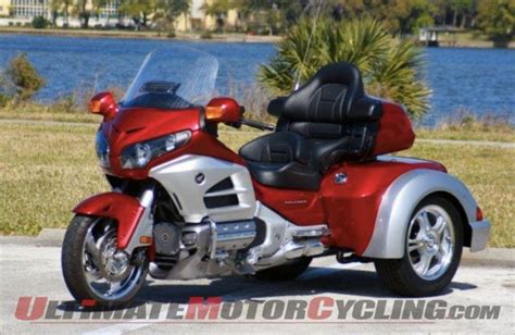 Roadsmith Releases HTS1800 Gold Wing Trike Conversion