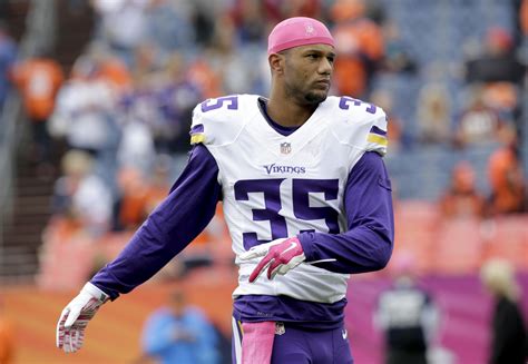 Since 2009, the league has focused a monthlong charitable effort on breast cancer awareness, drawing lw: NFL goes pink to support National Breast Cancer Awareness ...