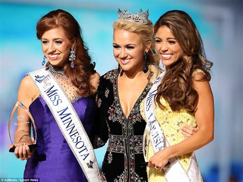 Miss Louisiana Wins Swimsuit Round In Miss America Day Two Daily Mail