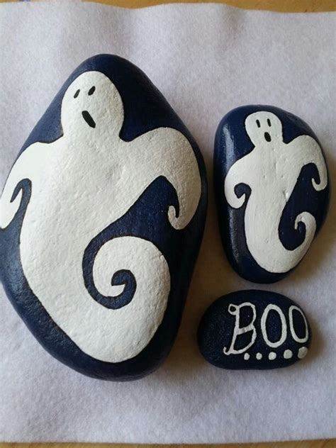 These Painted Ghost Rocks Are Boootiful With Images Rock Painting