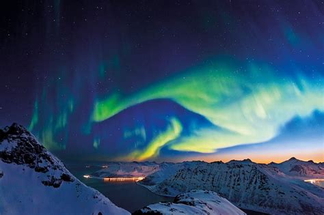 Norways Northern Lights Aurora Borealis Cruise With Hurtigruten
