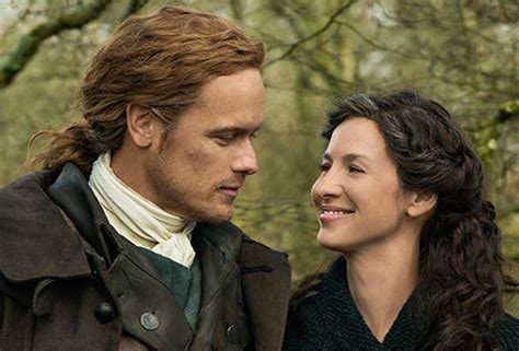 Photo ‘outlander Season 5 Jamie And Claire In First Picture Tvline