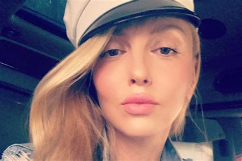 Певица оля полякова поддержала коллегу ани лорак , которая сообщила, что ее домогался константин меладзе. Оля Полякова и ее муж празднуют 13-летнюю годовщину ...