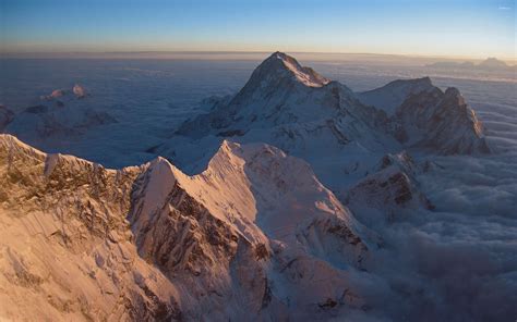 Mount Everest Wallpapers 4k Hd Mount Everest Backgrounds On Wallpaperbat