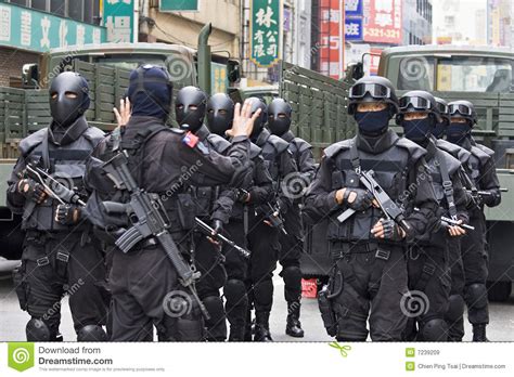 Obviously in a perfect world there'd be no need for special forces or armies, i can't deny that a lot of military/police stuff looks cool as fuck. Taiwan Airborne Special Forces Editorial Stock Image ...