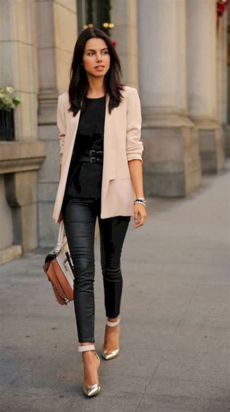 Classy And Elegant Outfits For Winter 30 Classy Work Outfits Fashion Work
