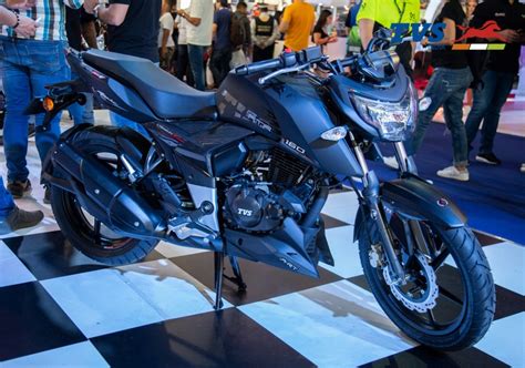 To know more about the tvs apache rtr 160 4v drum images, reviews, offers & other details, download the bikedekho app. TVS Apache RTR 200 4V & RTR 160 4V Carbon Edition revealed ...